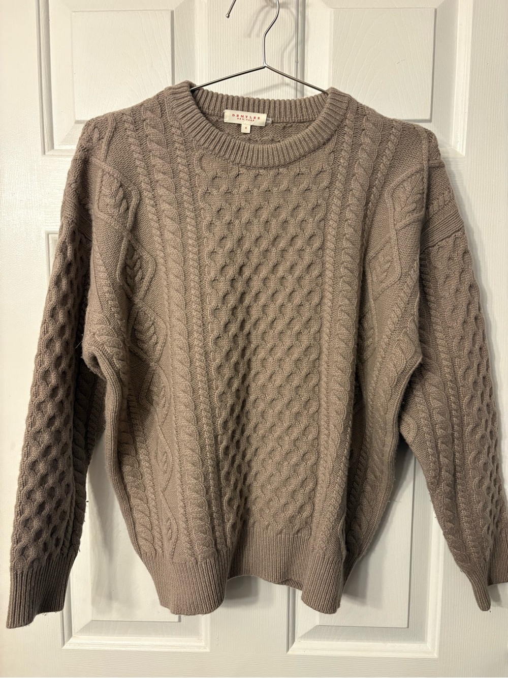 Women's Cable Knit Sweater in Taupe